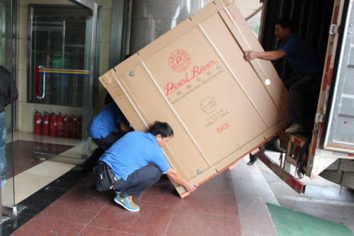 清镇钢琴贵重工艺品无忧运